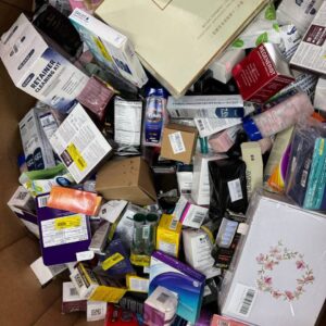 Health and beauty pallets available photo 2025 07 22 23 09 44