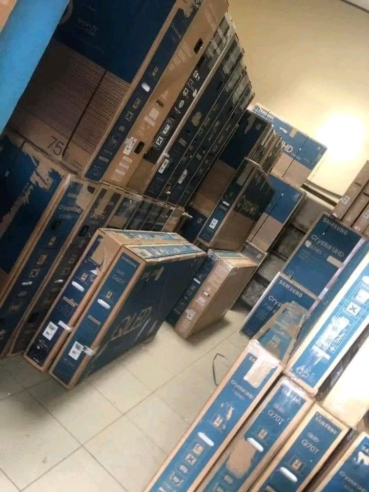 Acheter une palette de liquidation pour téléviseur Acheter une palette de liquidation pour téléviseur - Image 10